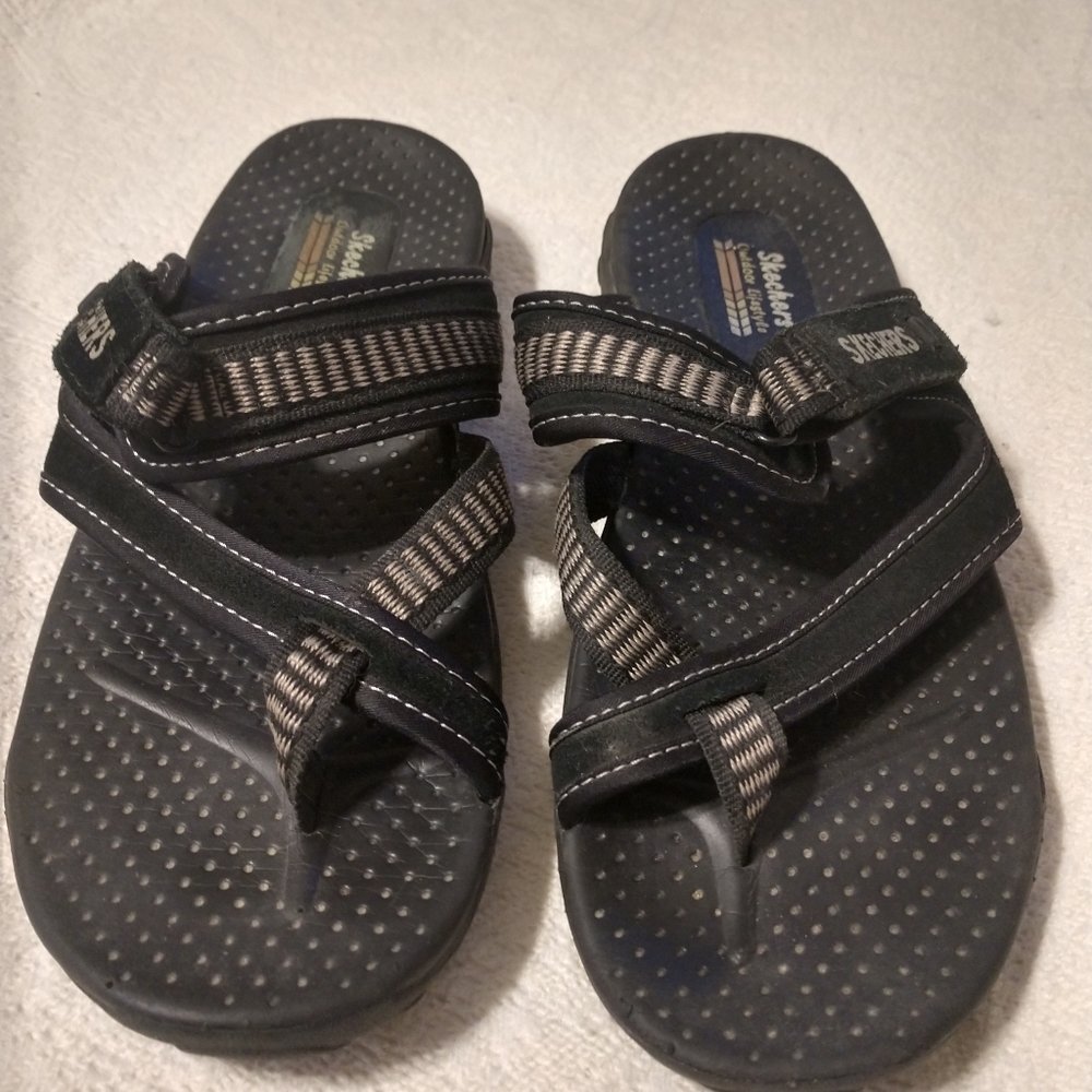 Size 8 Sketcher sandals